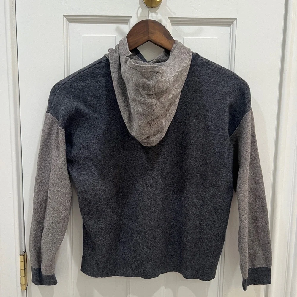 Zara Boys Two-Tone Colorblock Gray Knit Hoodie Sweater Size 11/12